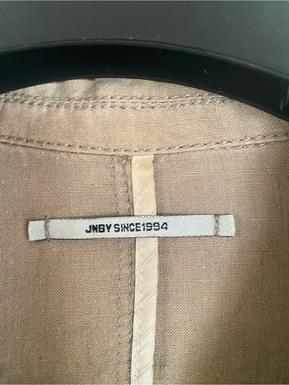 Women's 100% Linen Double-Breasted Lightweight Blazer in Taupe - Picture 3 of 11